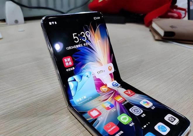 手機市場暴跌21.7%!iPhone銷量暴增227%:國產機最終被蘋果打敗